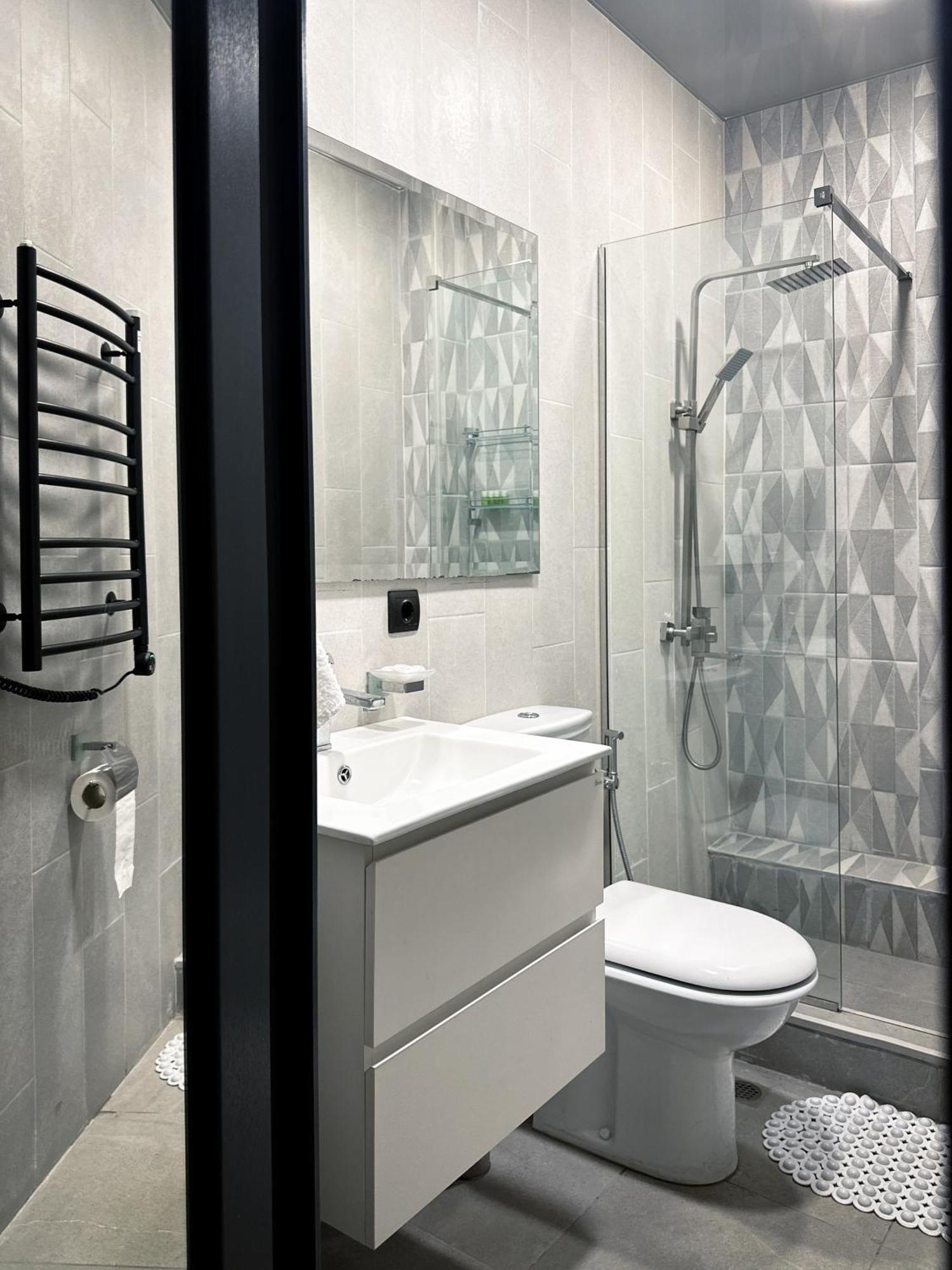 Tiroents Hotel 久姆里 外观 照片